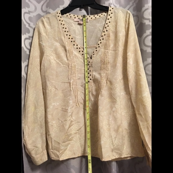 Forever 21 / Love21 Long Sleeve Blouse (Size: Medium) - Picture 4 of 9